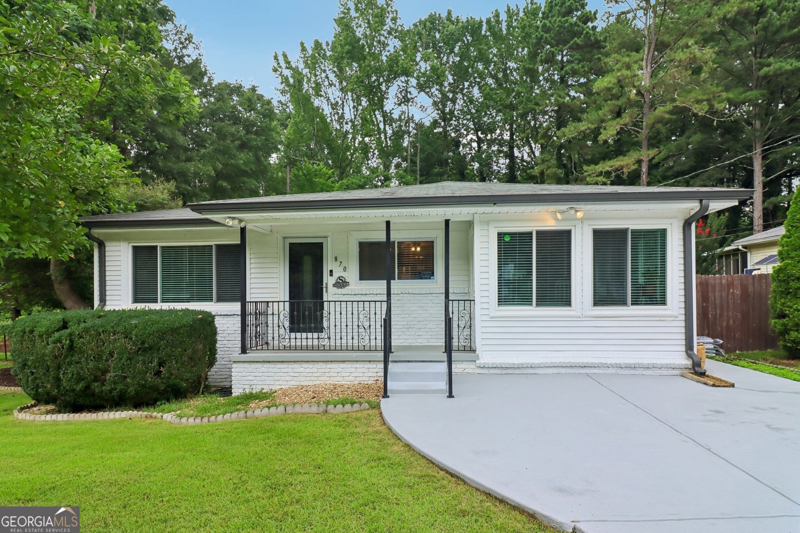 870 Scott Lane Marietta - main photo