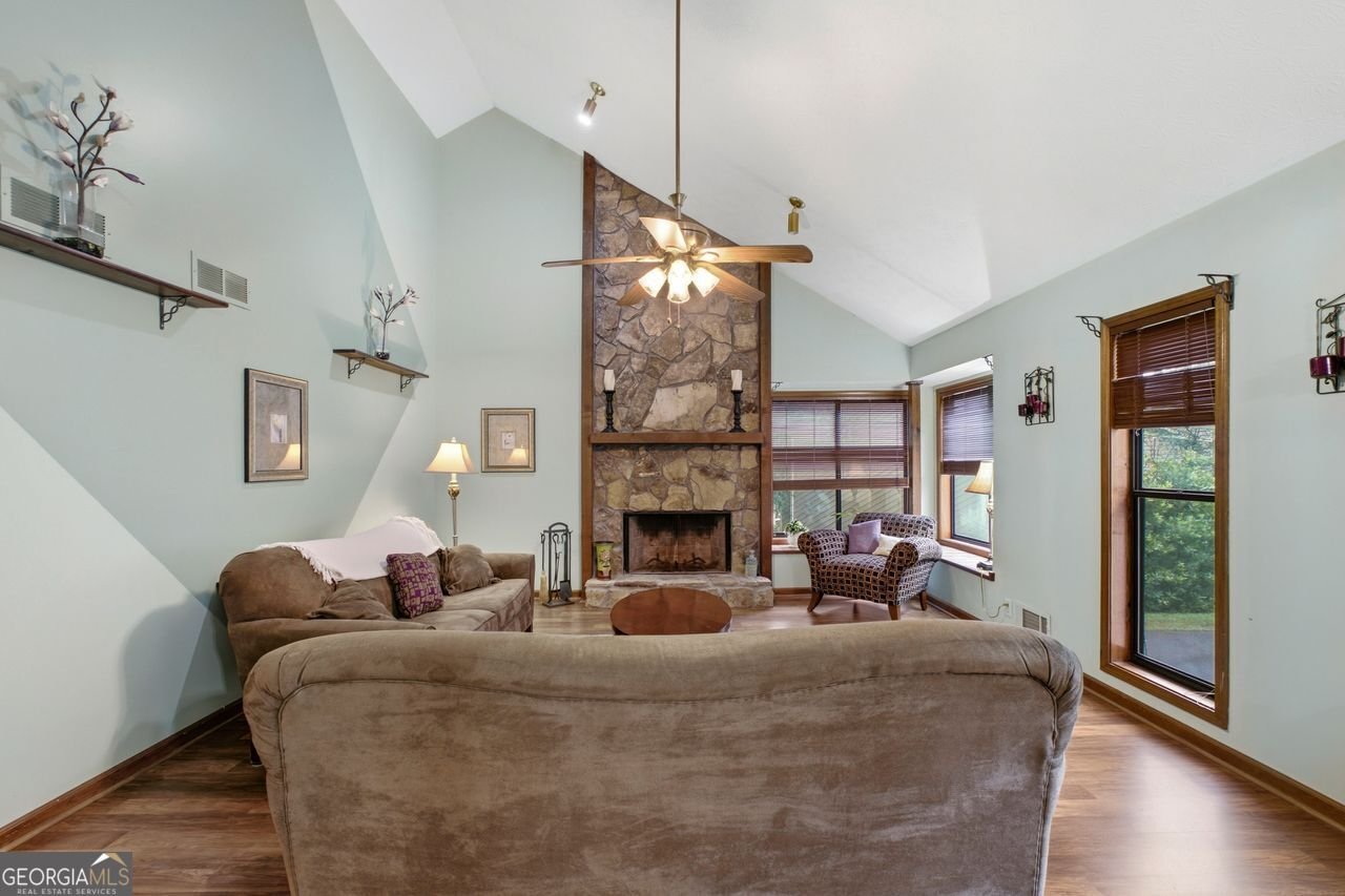 2870 Hadrian Drive Snellville - Photo 10
