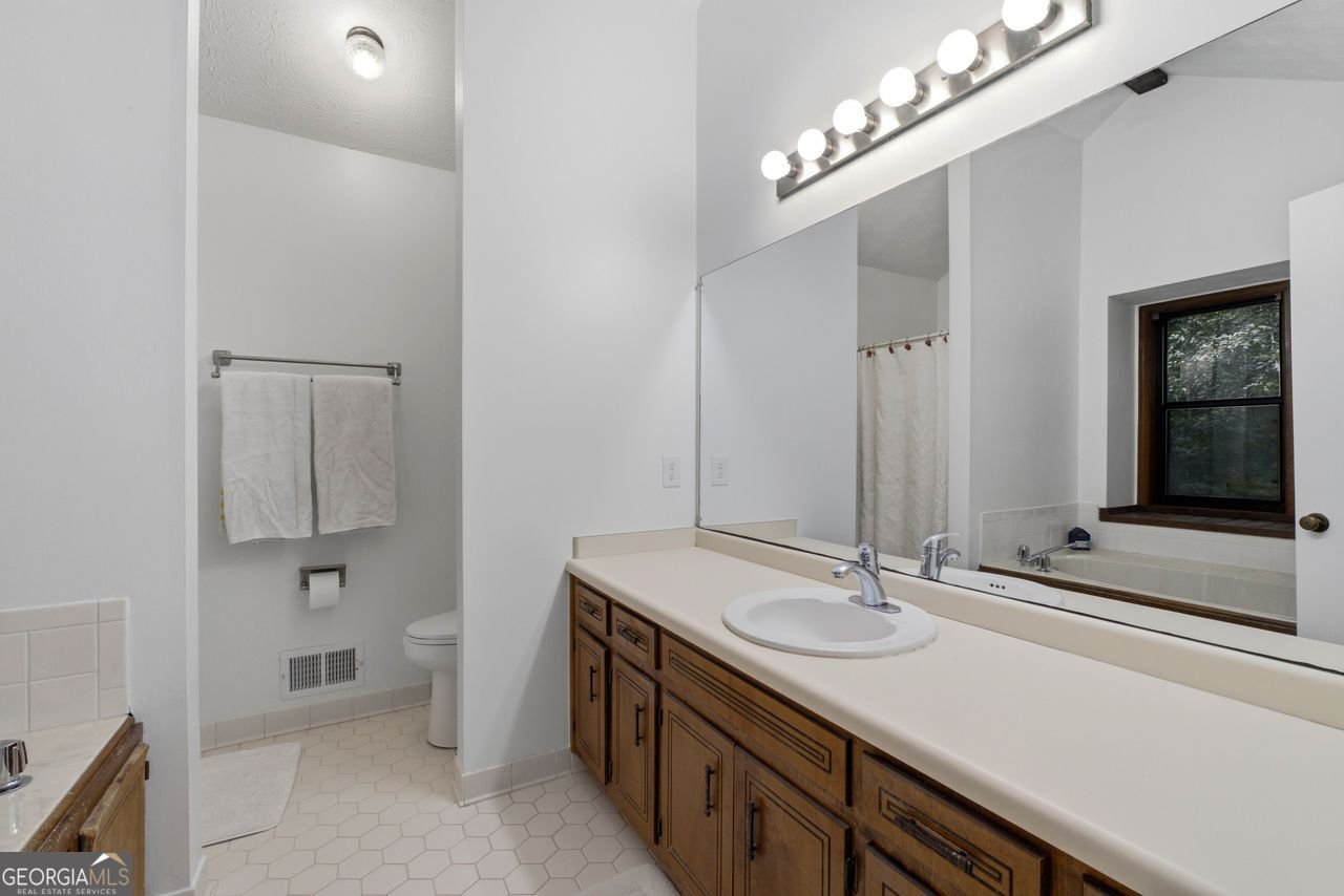 2870 Hadrian Drive Snellville - Photo 21