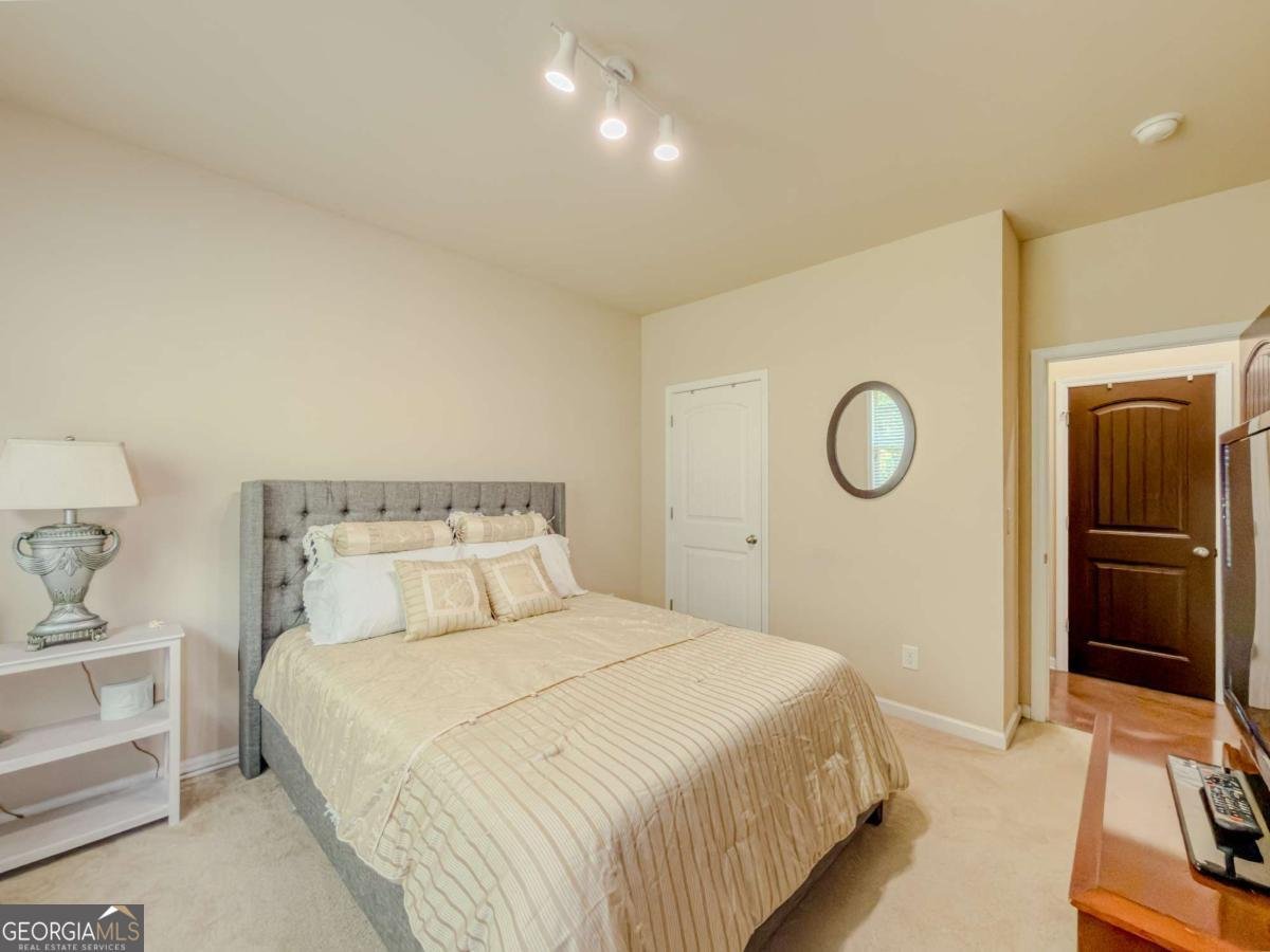 40 Village Green Court Lilburn - Photo 16