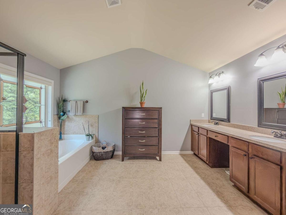40 Village Green Court Lilburn - Photo 28