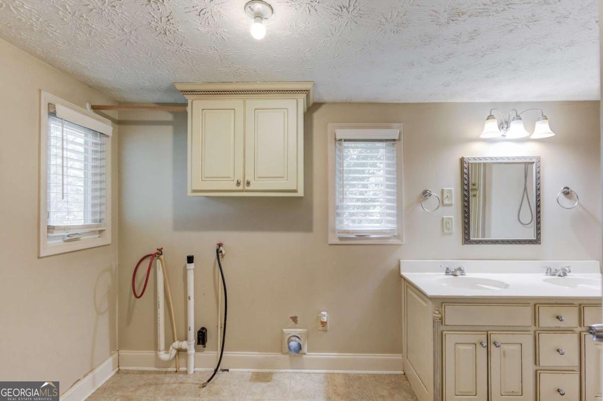 5328 Pine Forest Road Gainesville - Photo 16
