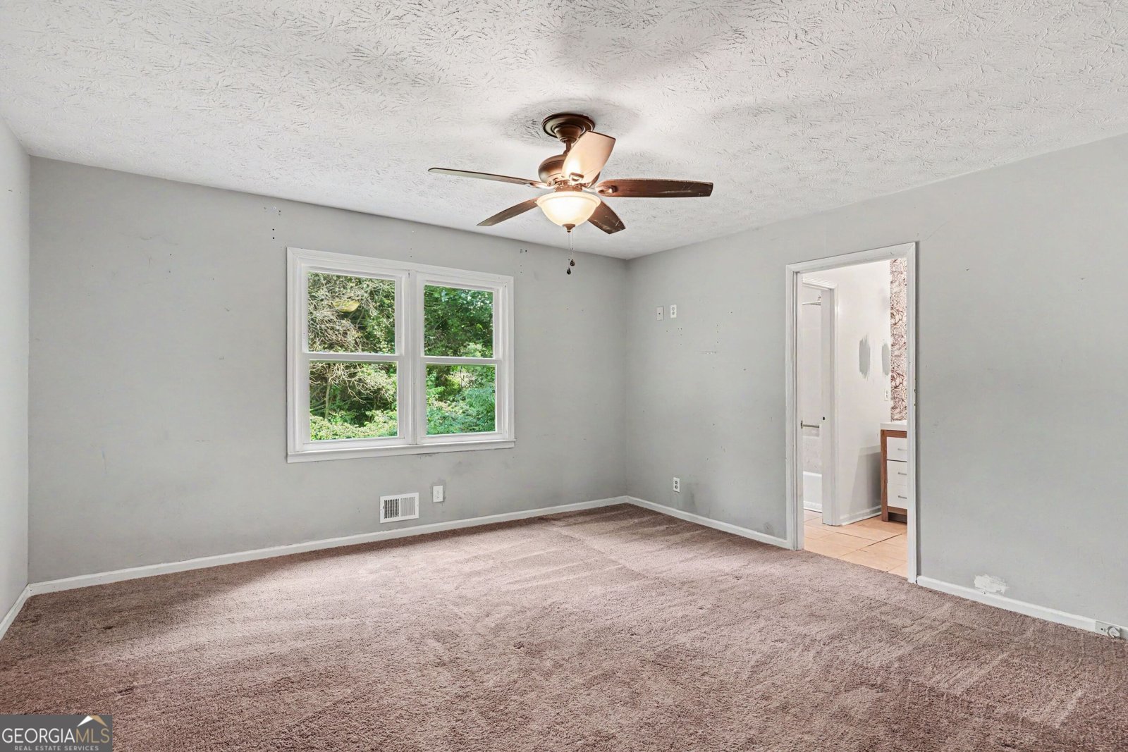 1422 Zebulon Road Griffin - Photo 13
