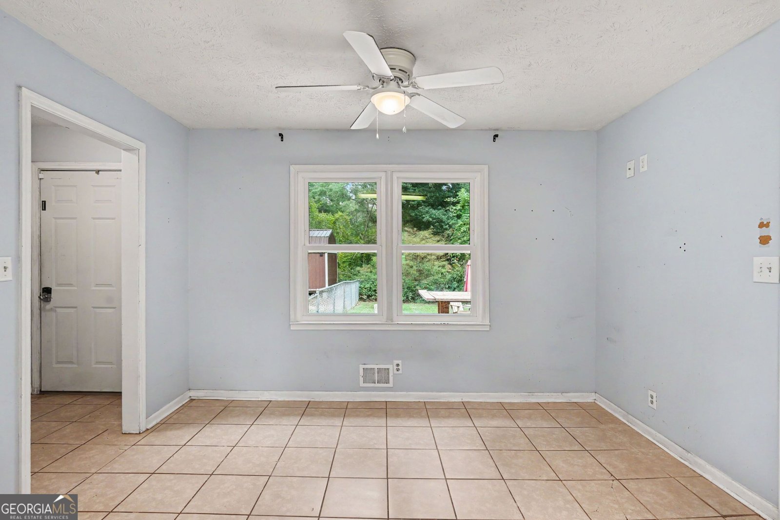 1422 Zebulon Road Griffin - Photo 15