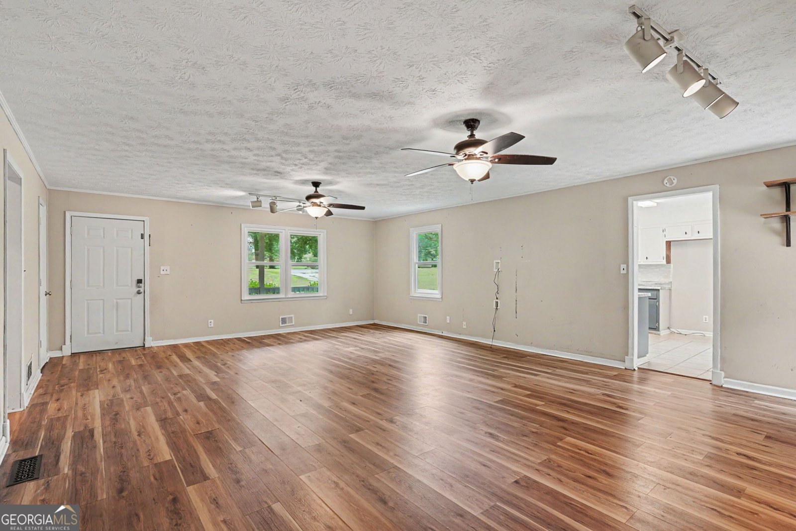 1422 Zebulon Road Griffin - Photo 6
