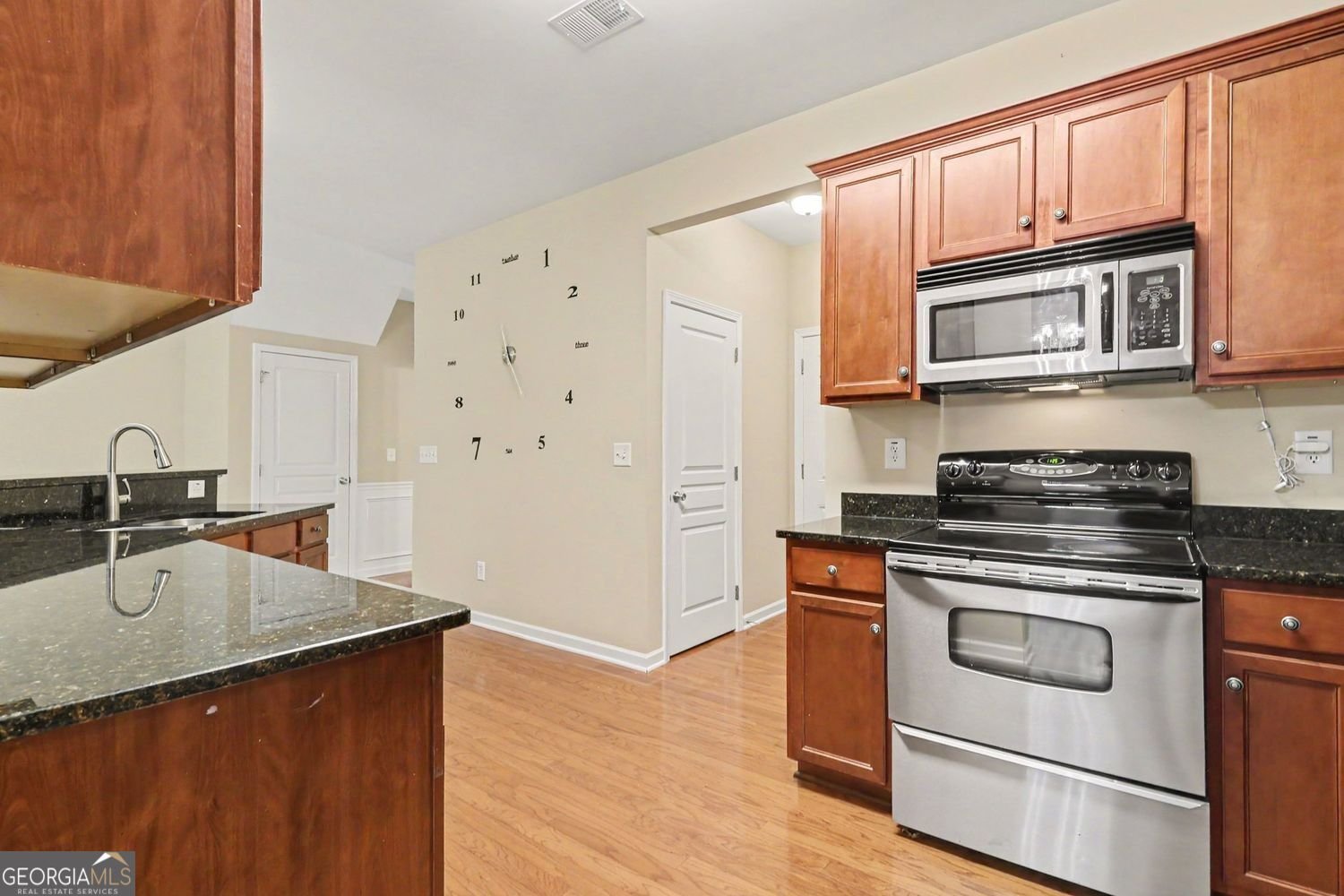 240 Parc View Lane Woodstock - Photo 14