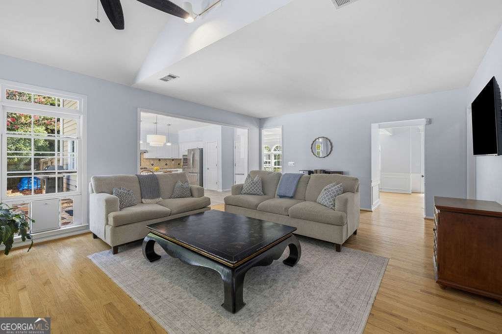 200 Smithdun Lane Sandy Springs - Photo 9