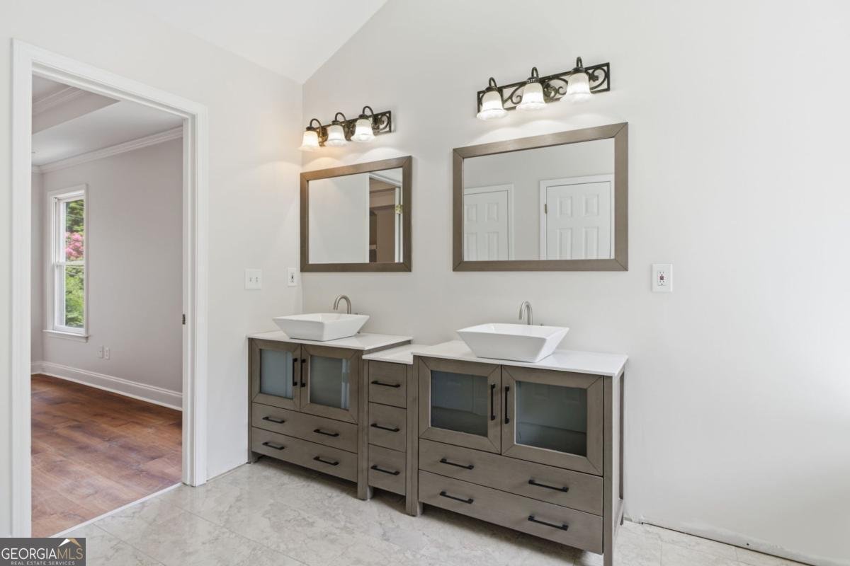 1176 Michael Lane Decatur - Photo 8