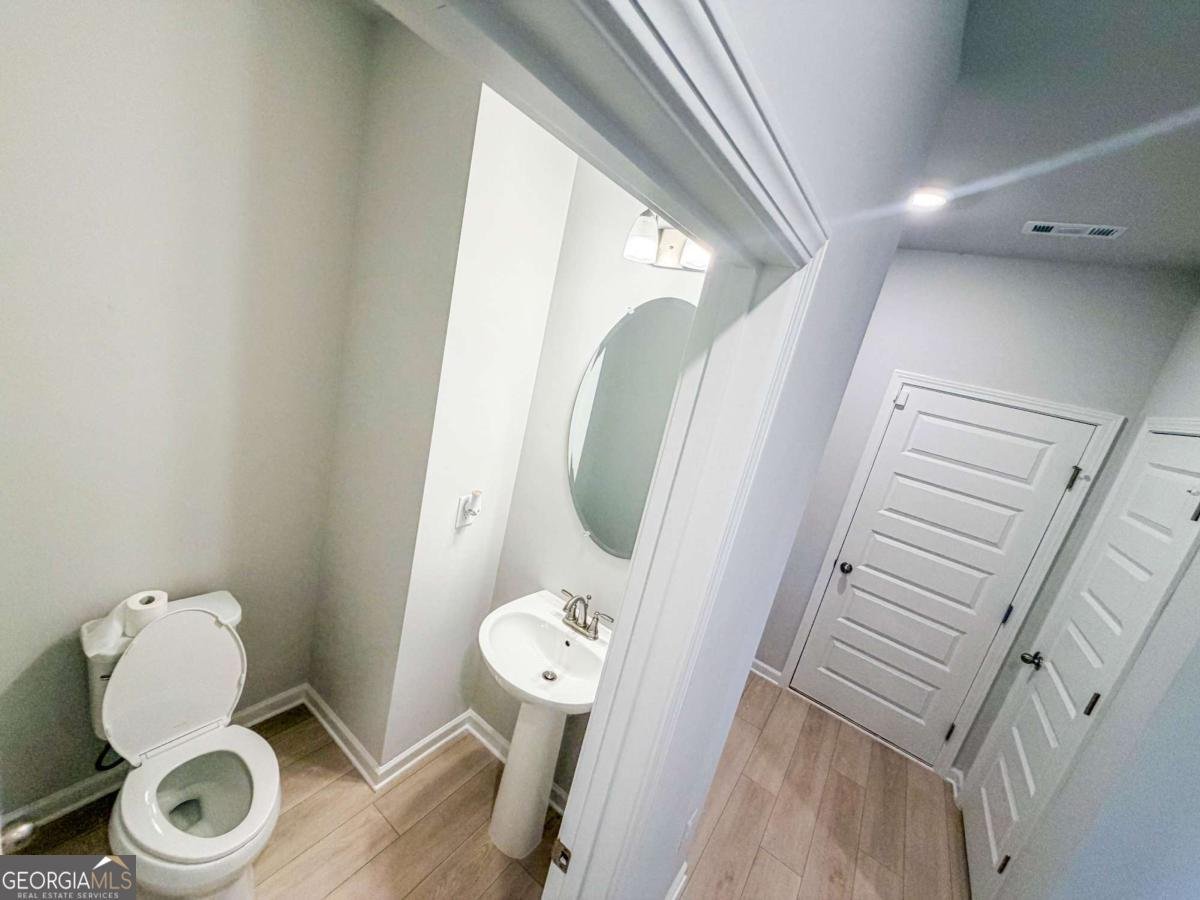 628 Sidney Street Stockbridge - Photo 48