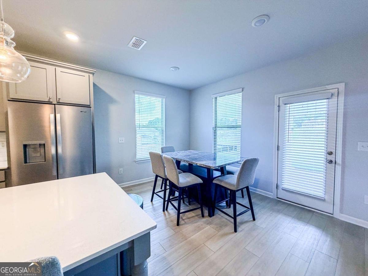 628 Sidney Street Stockbridge - Photo 68