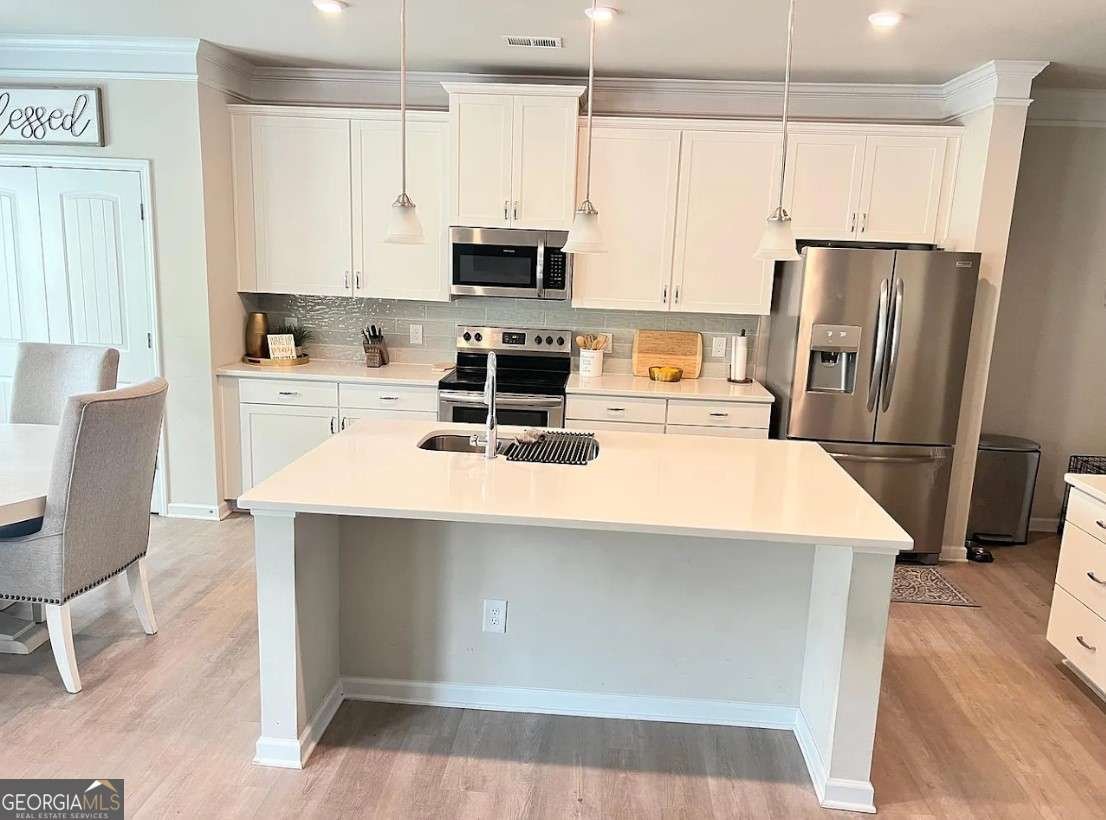5290 Burrus Lane Mableton - main photo