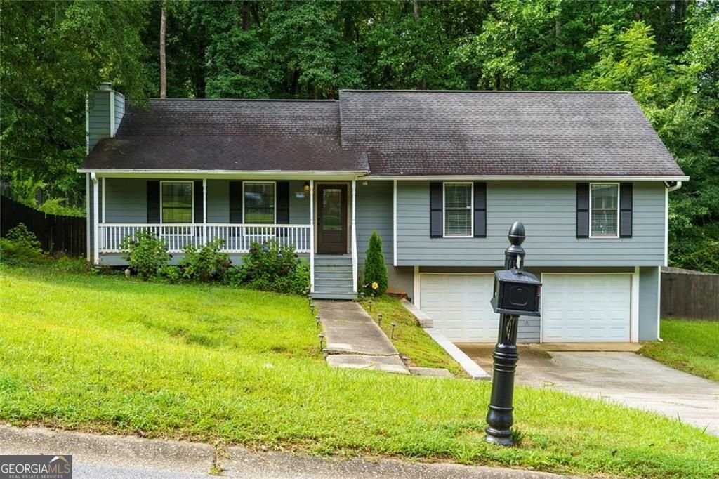 2641 Foxglove Drive Marietta - main photo