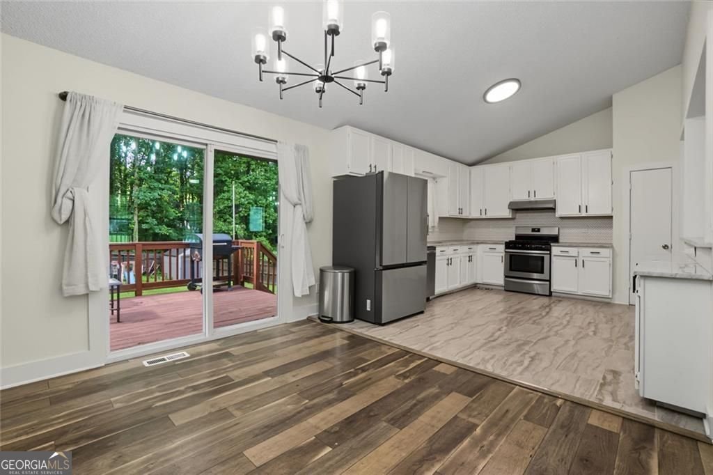 2641 Foxglove Drive Marietta - Photo 11
