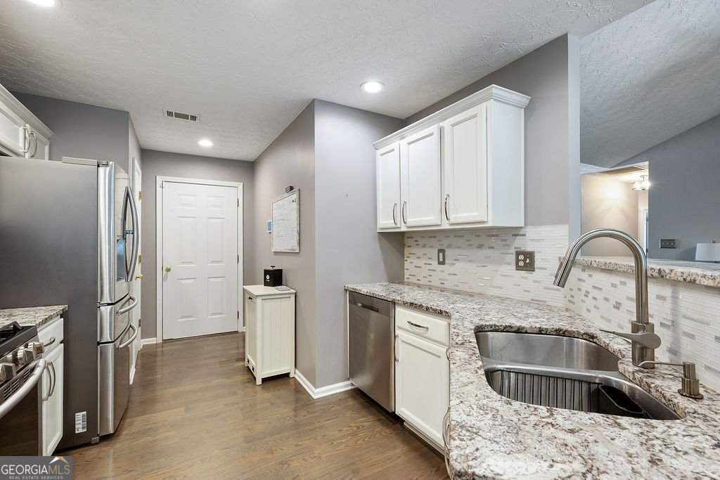 5238 Leecroft Drive Buford - Photo 10