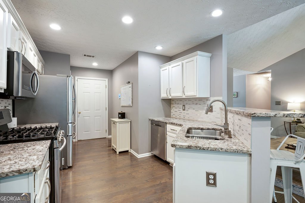 5238 Leecroft Drive Buford - Photo 8