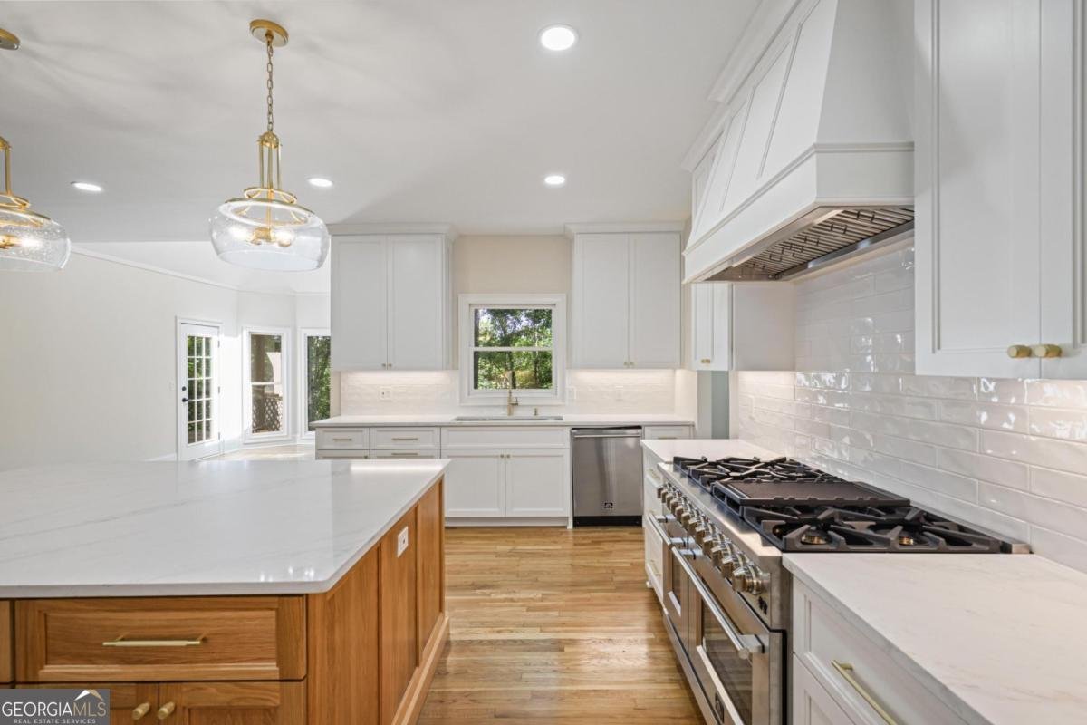 265 Galsworthy Court Roswell - Photo 12
