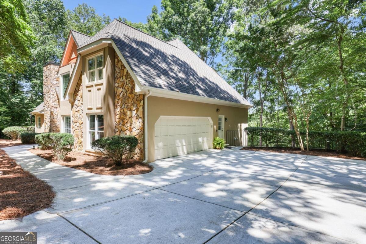265 Galsworthy Court Roswell - Photo 43