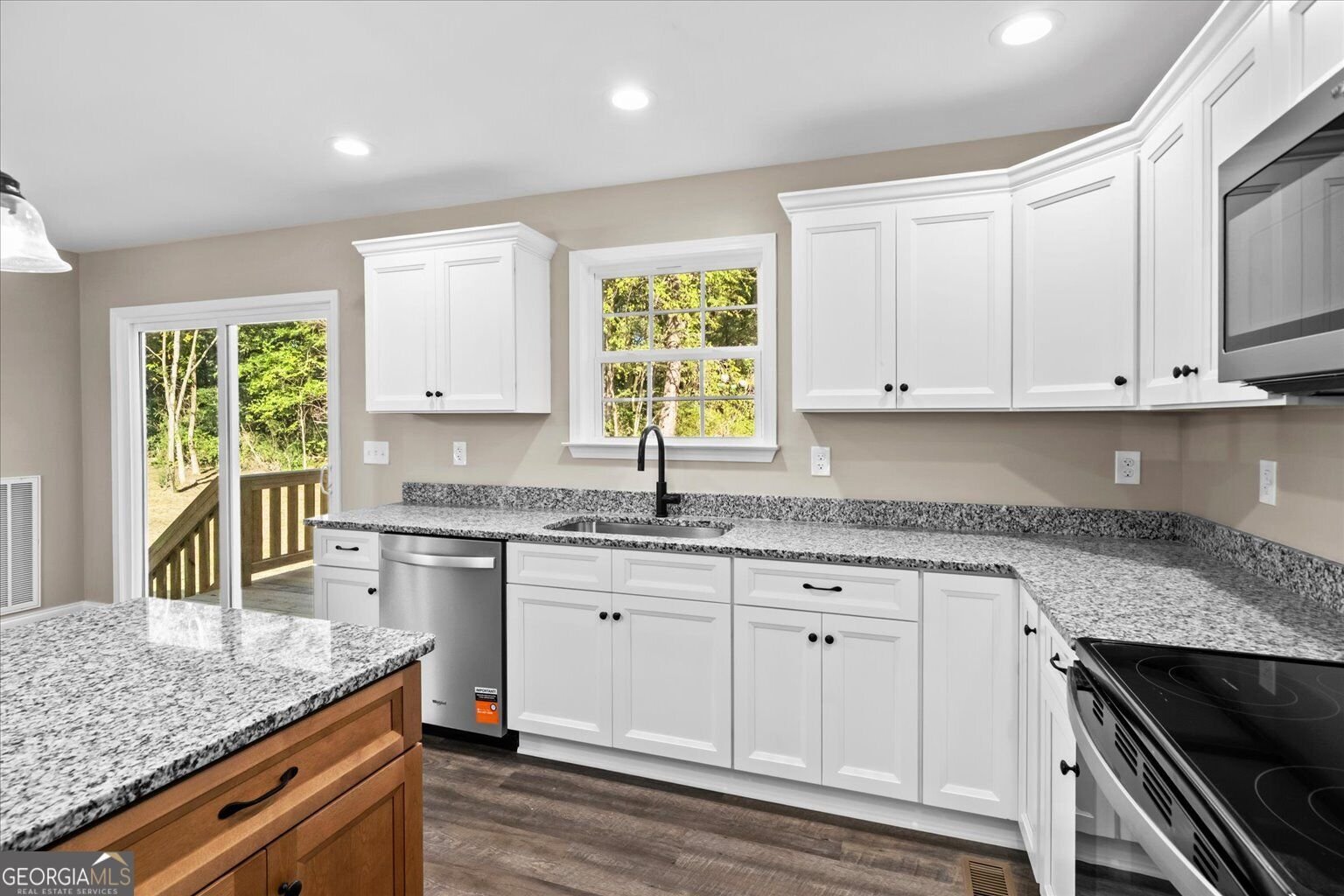 116 School Street Chatsworth - Photo 17