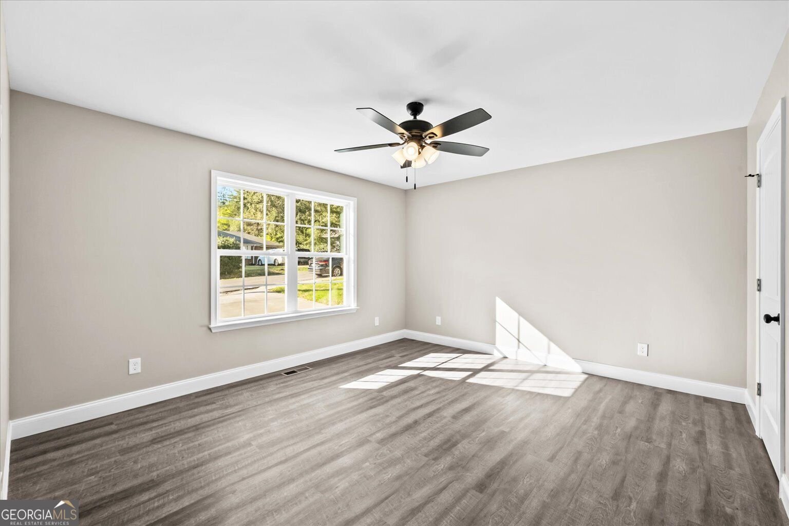116 School Street Chatsworth - Photo 18
