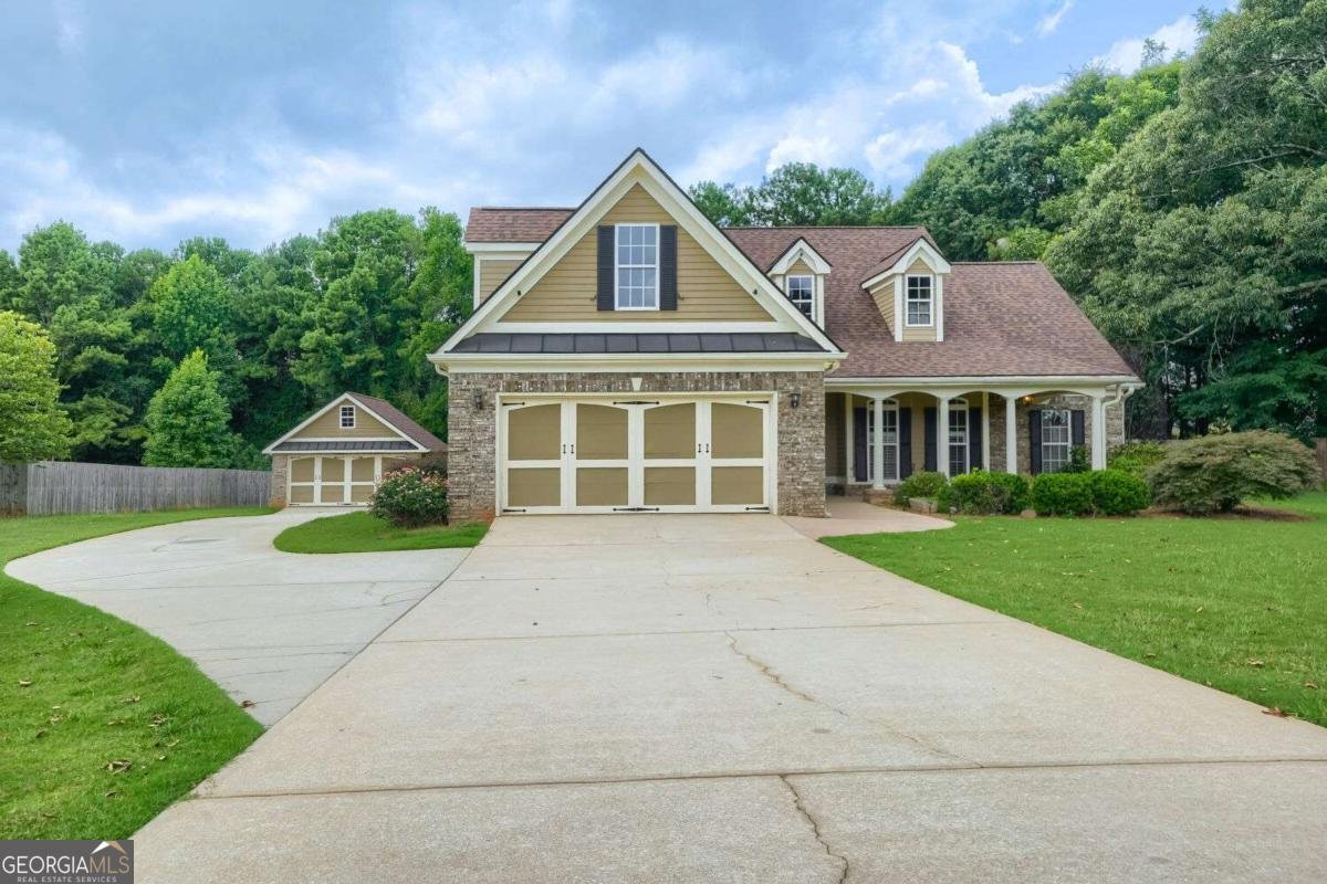 3016 Keeneland Boulevard Mcdonough - main photo