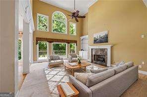 421 Clubview Drive Woodstock - Photo 13