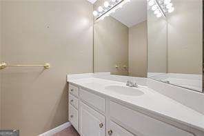 421 Clubview Drive Woodstock - Photo 38