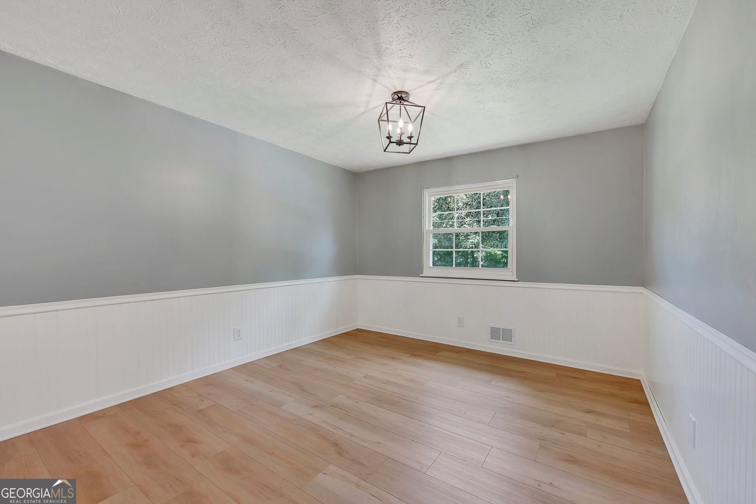 212 Foothill Drive Woodstock - Photo 14