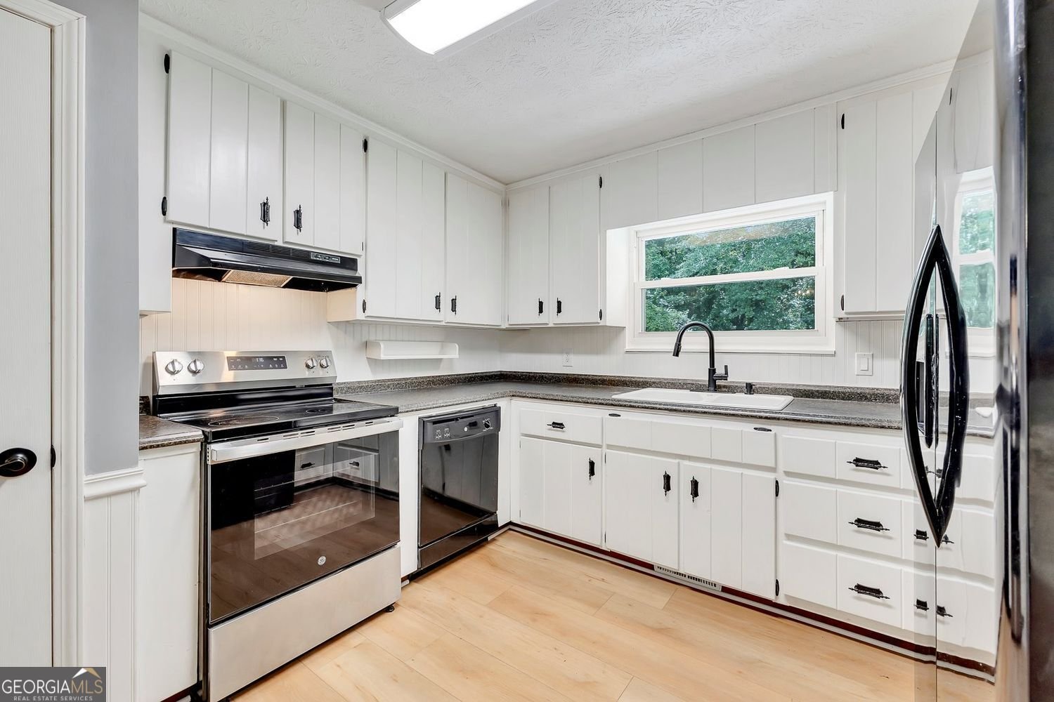 212 Foothill Drive Woodstock - Photo 16