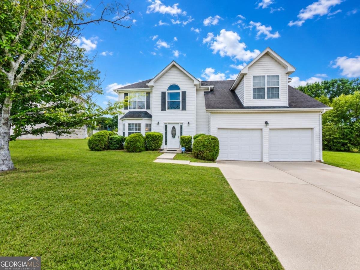 6049 Hitt Lake Trail Stone Mountain - main photo