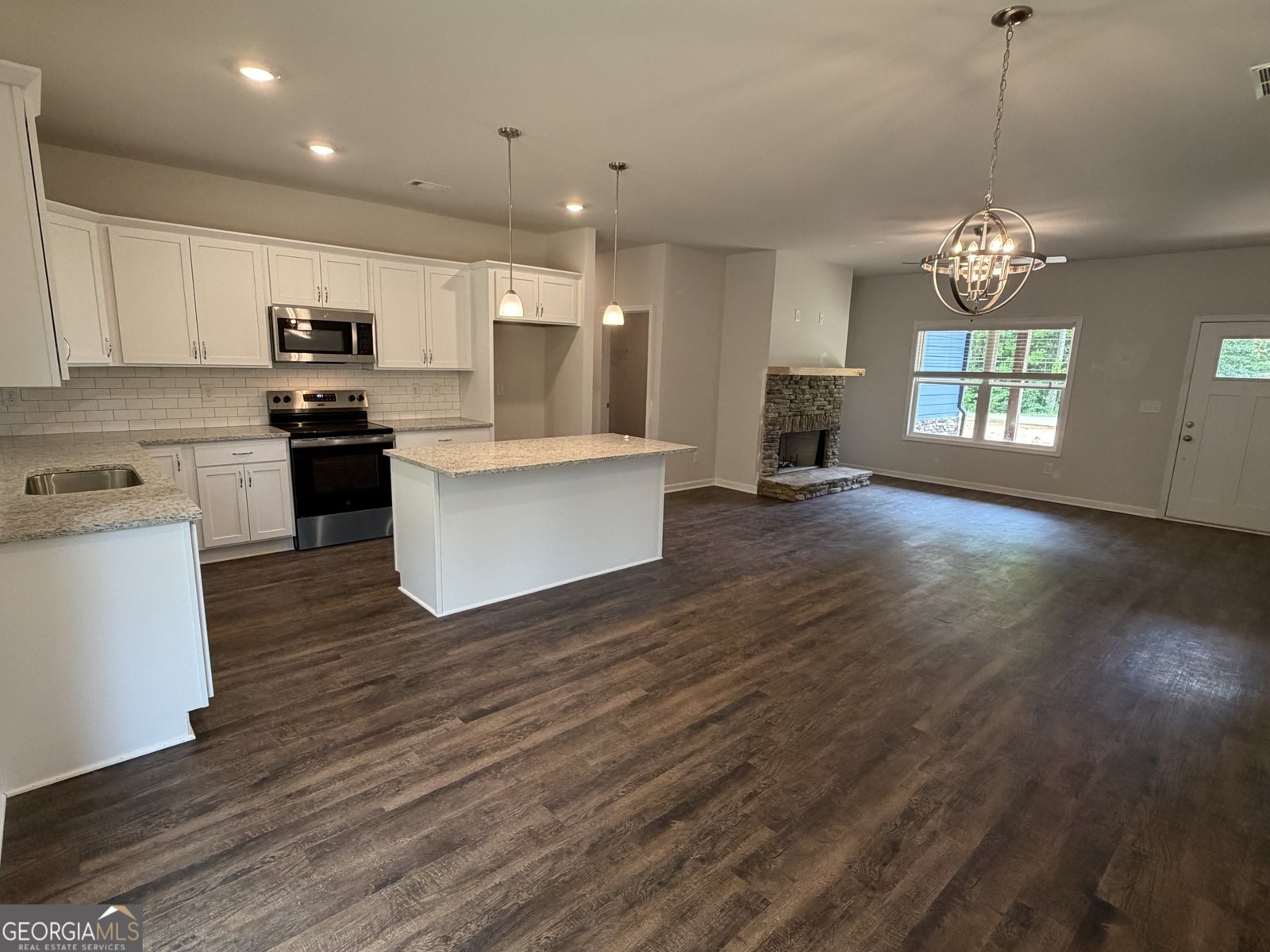 273 Cool Springs Road Clarkesville - Photo 8