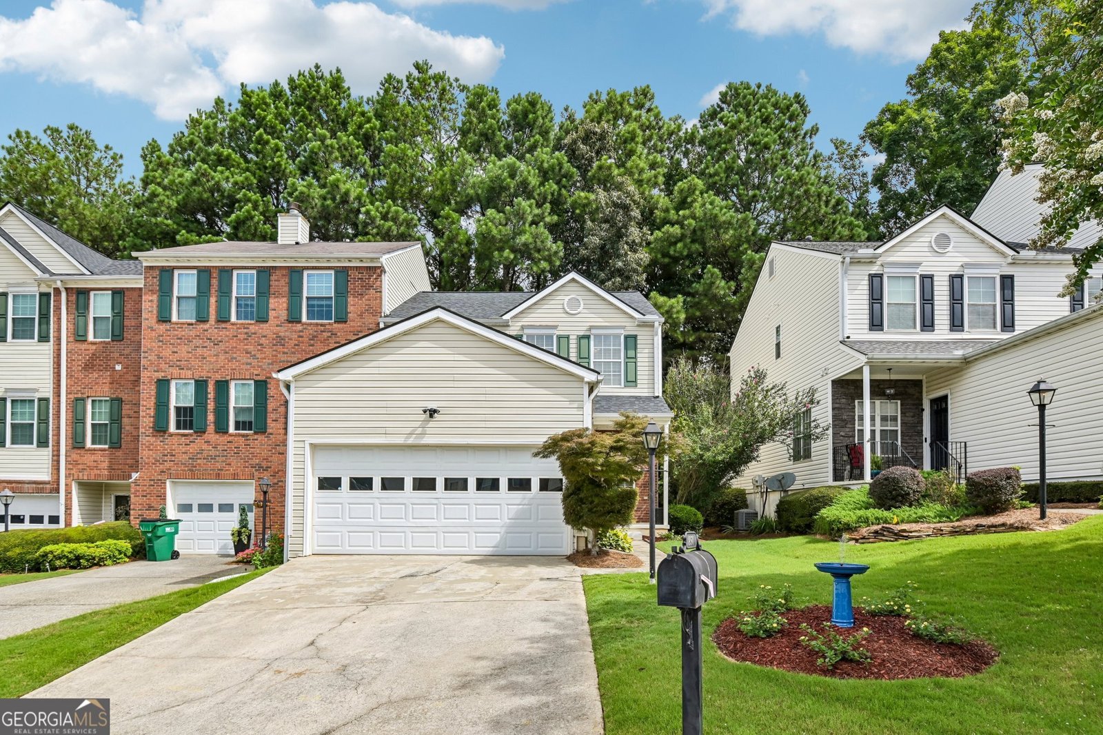 850 Abbotts Mill Court Johns Creek - main photo