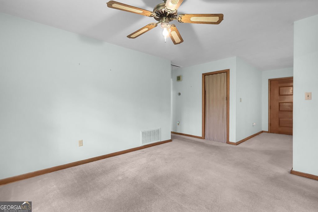 85 Lee Avenue Garden City - Photo 16