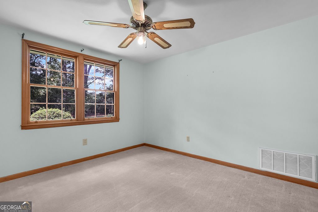 85 Lee Avenue Garden City - Photo 24