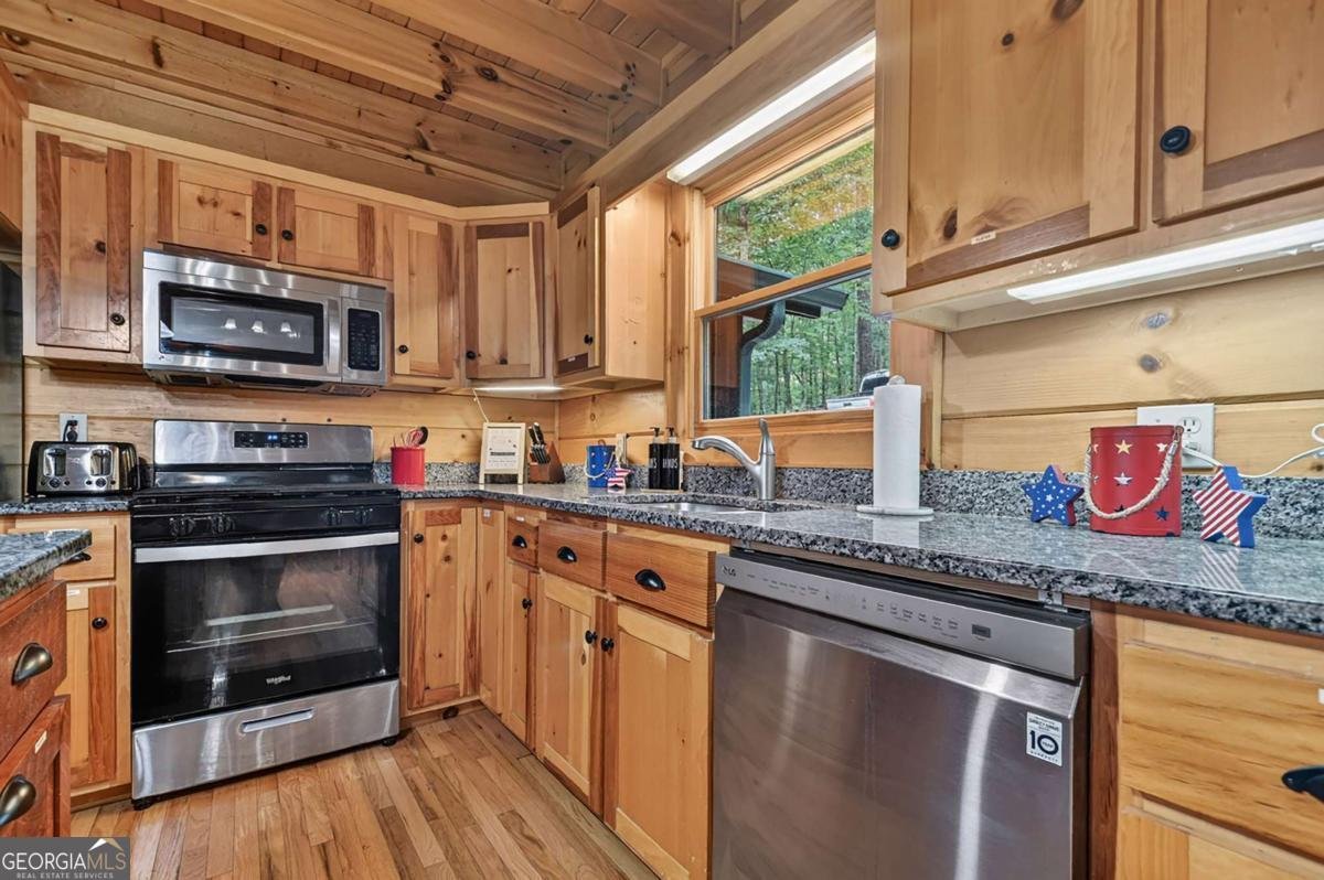 316 Pigeon Creek Road Blue Ridge - Photo 21