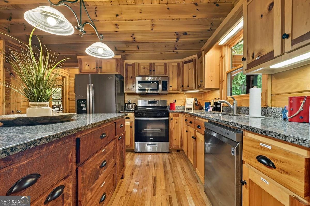 316 Pigeon Creek Road Blue Ridge - Photo 22