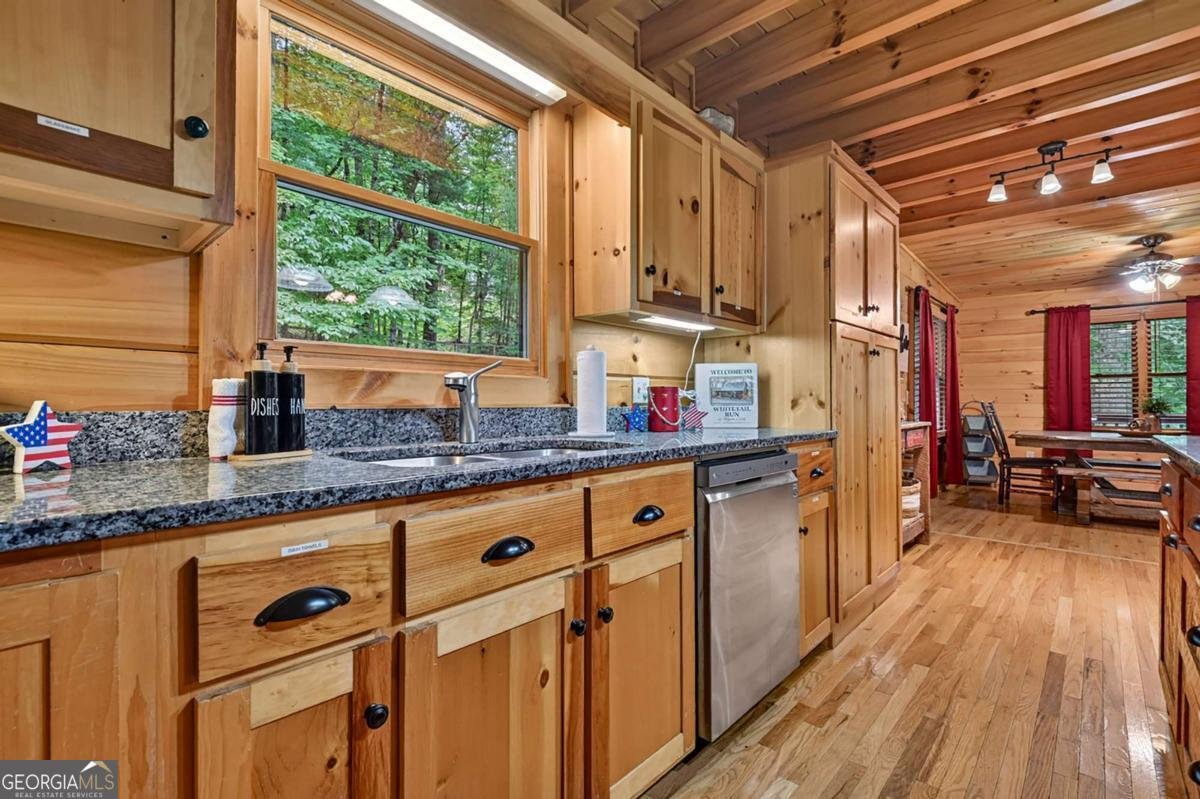 316 Pigeon Creek Road Blue Ridge - Photo 24