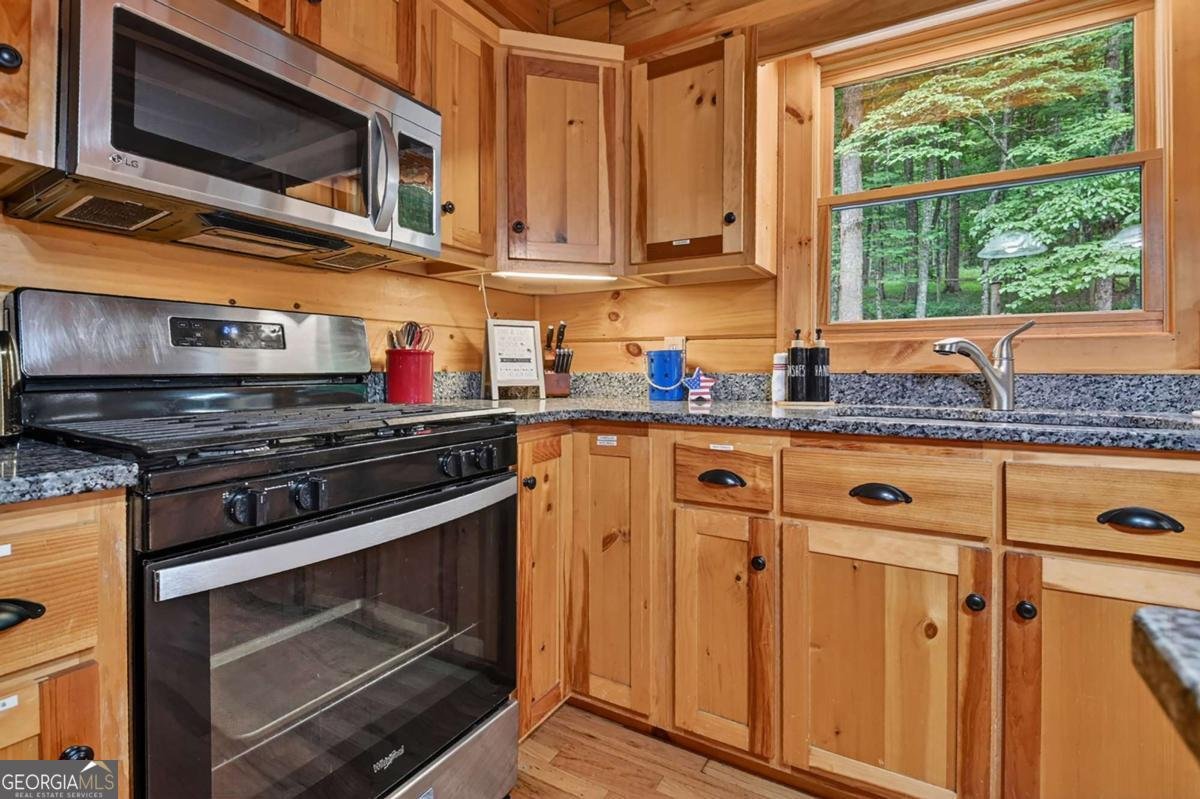 316 Pigeon Creek Road Blue Ridge - Photo 25