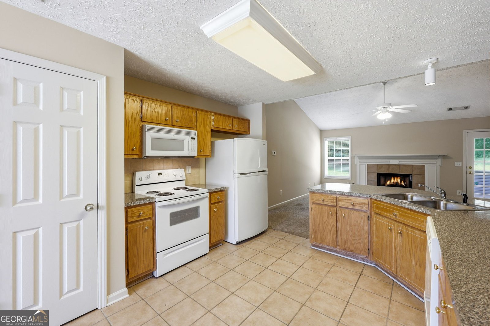 3807 Chase Drive Gainesville - Photo 8