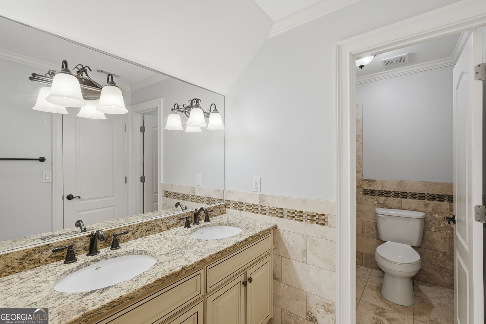1335 Whisper Cove Drive Buford - Photo 35