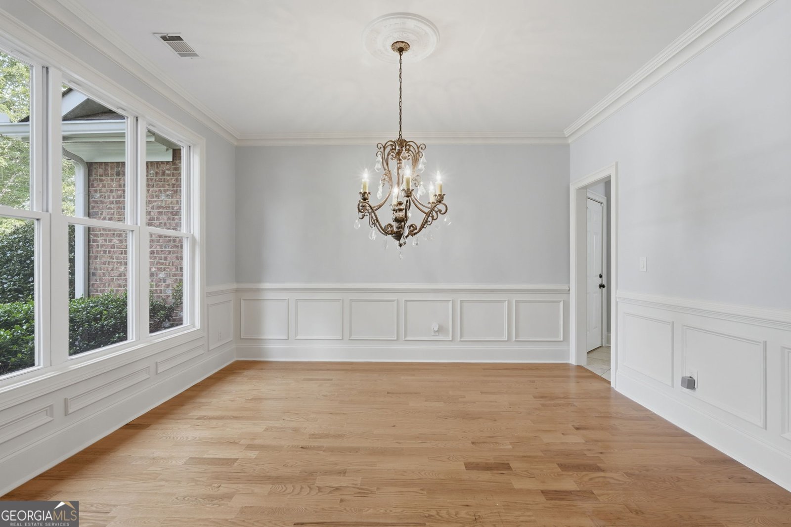 1335 Whisper Cove Drive Buford - Photo 9
