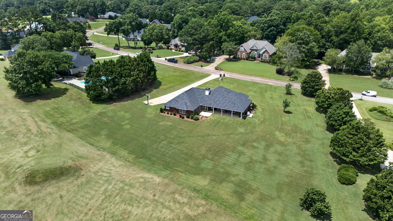 113 Prestwick Drive Lagrange - main photo