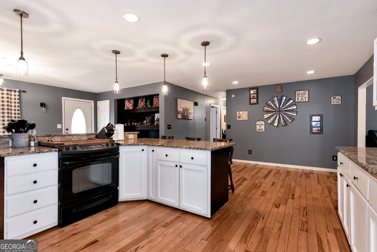 6009 Holly Springs Road Pendergrass - Photo 11