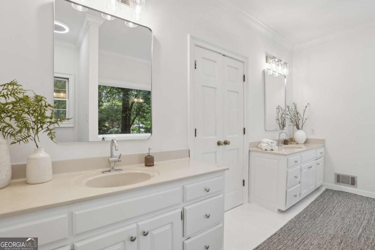 3410 Donegal Way Snellville - Photo 9