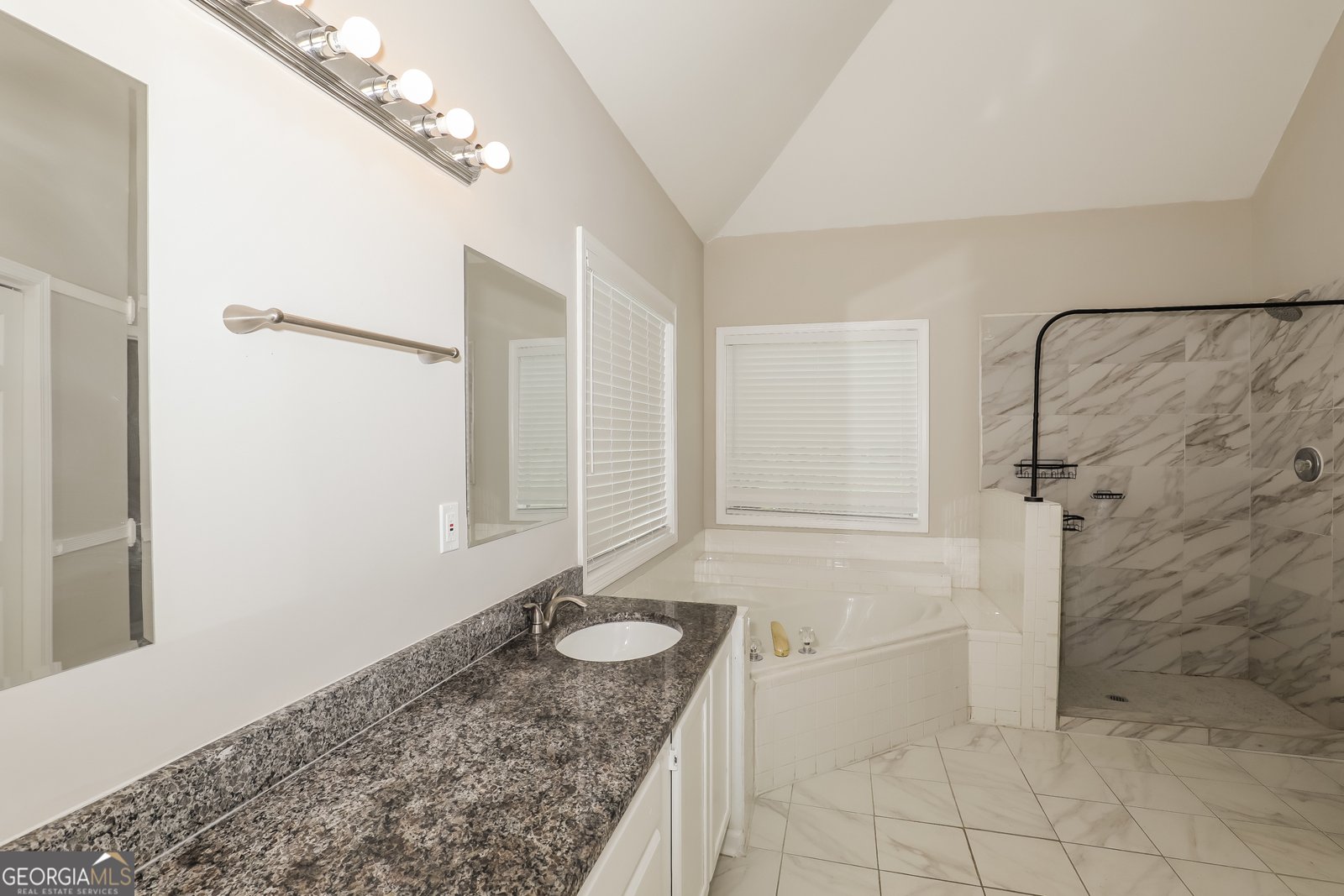 2138 Kellington Drive McDonough - Photo 14