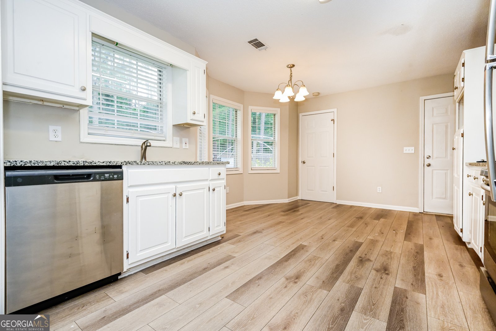 207 Lafayette Street Locust Grove - Photo 6