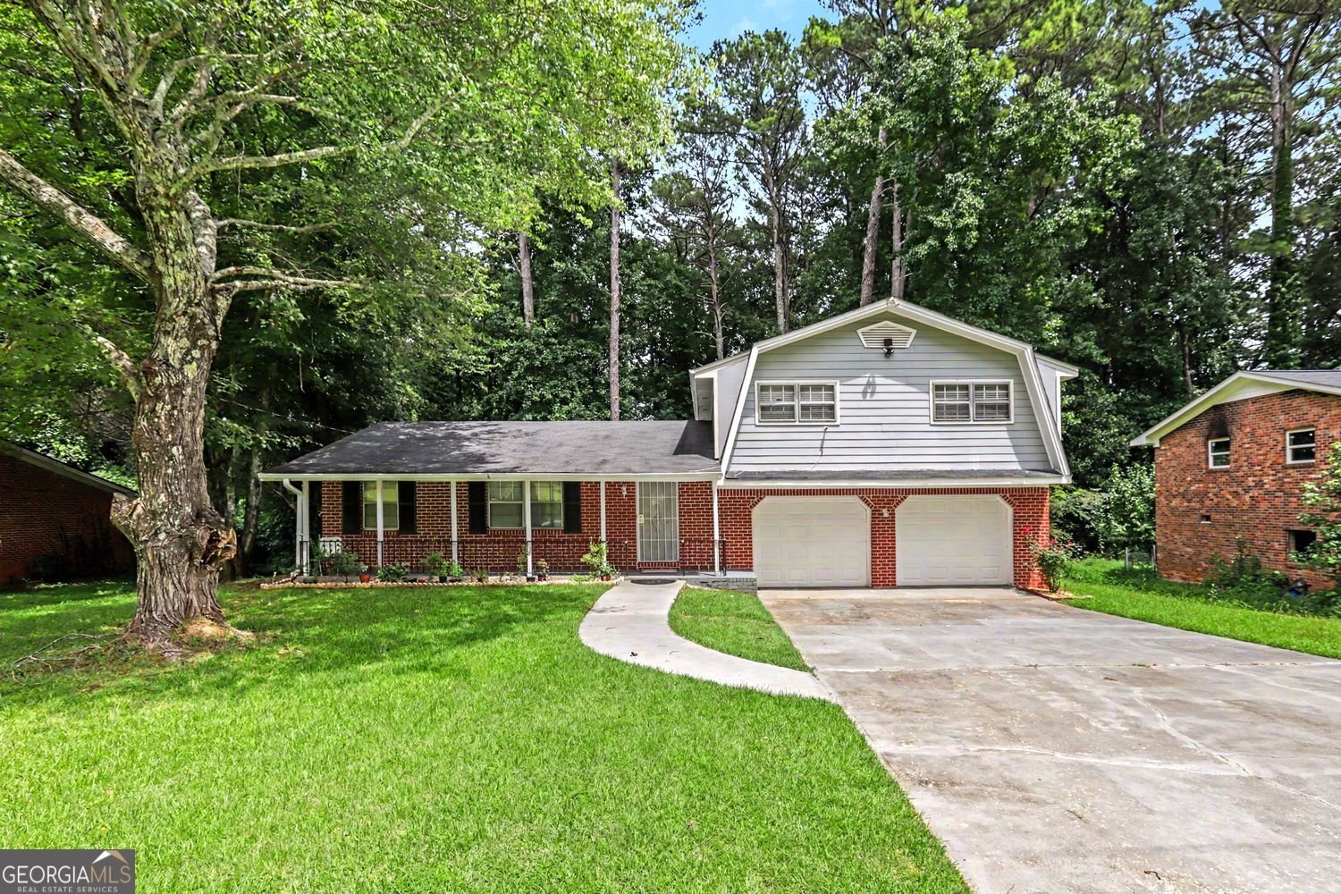 815 Dunleith Court Stone Mountain - main photo
