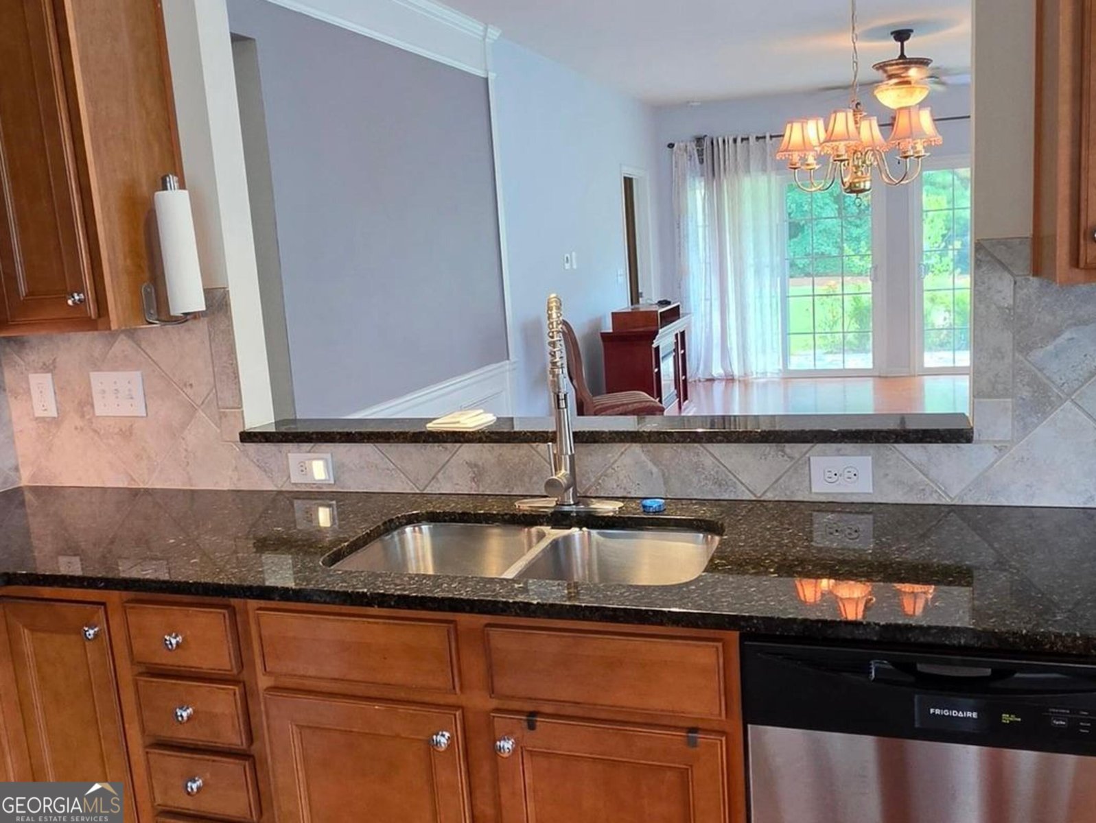 151 Begonia Court Griffin - Photo 8