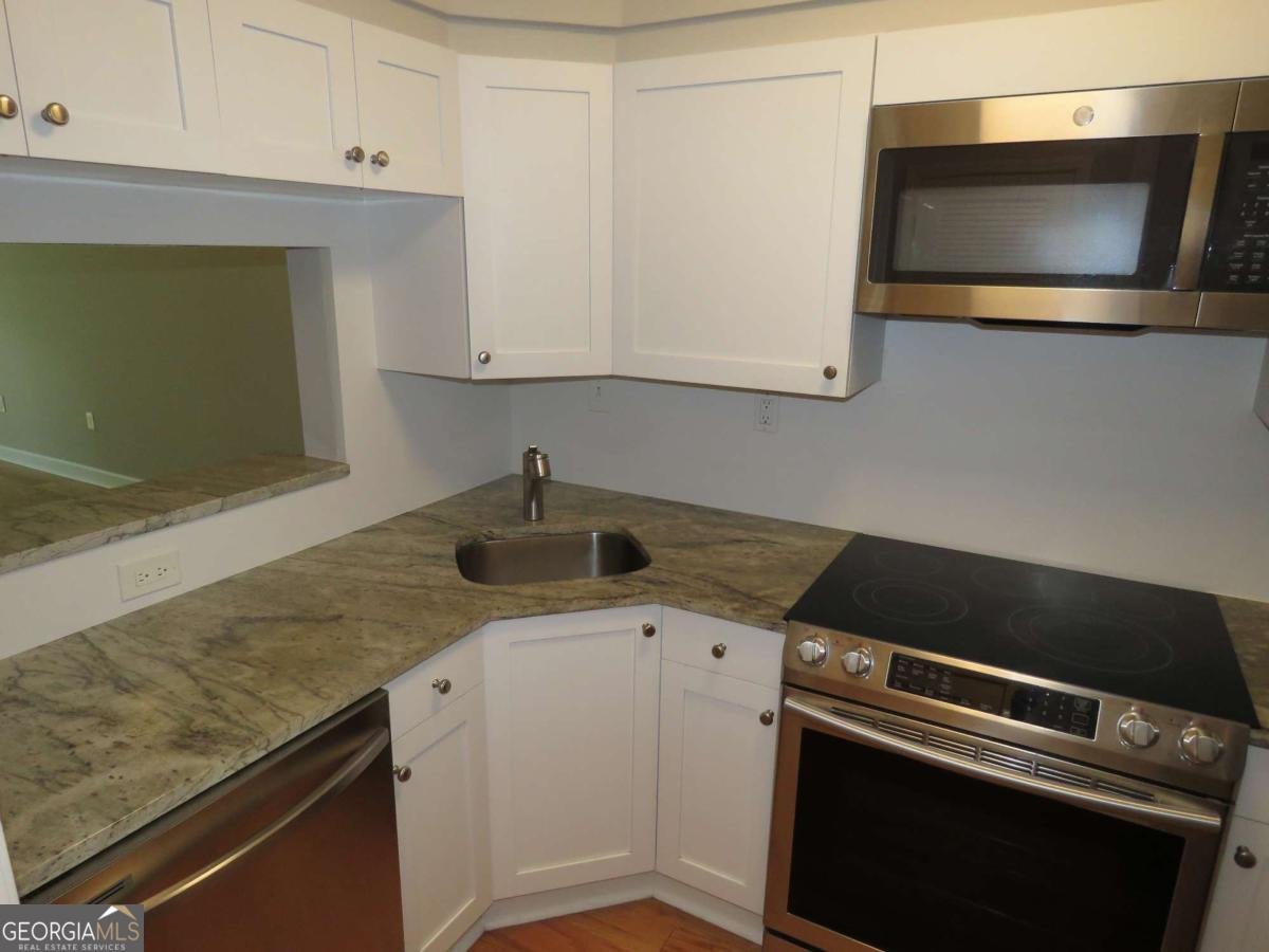 2870 Pharr Court South Atlanta - Photo 8