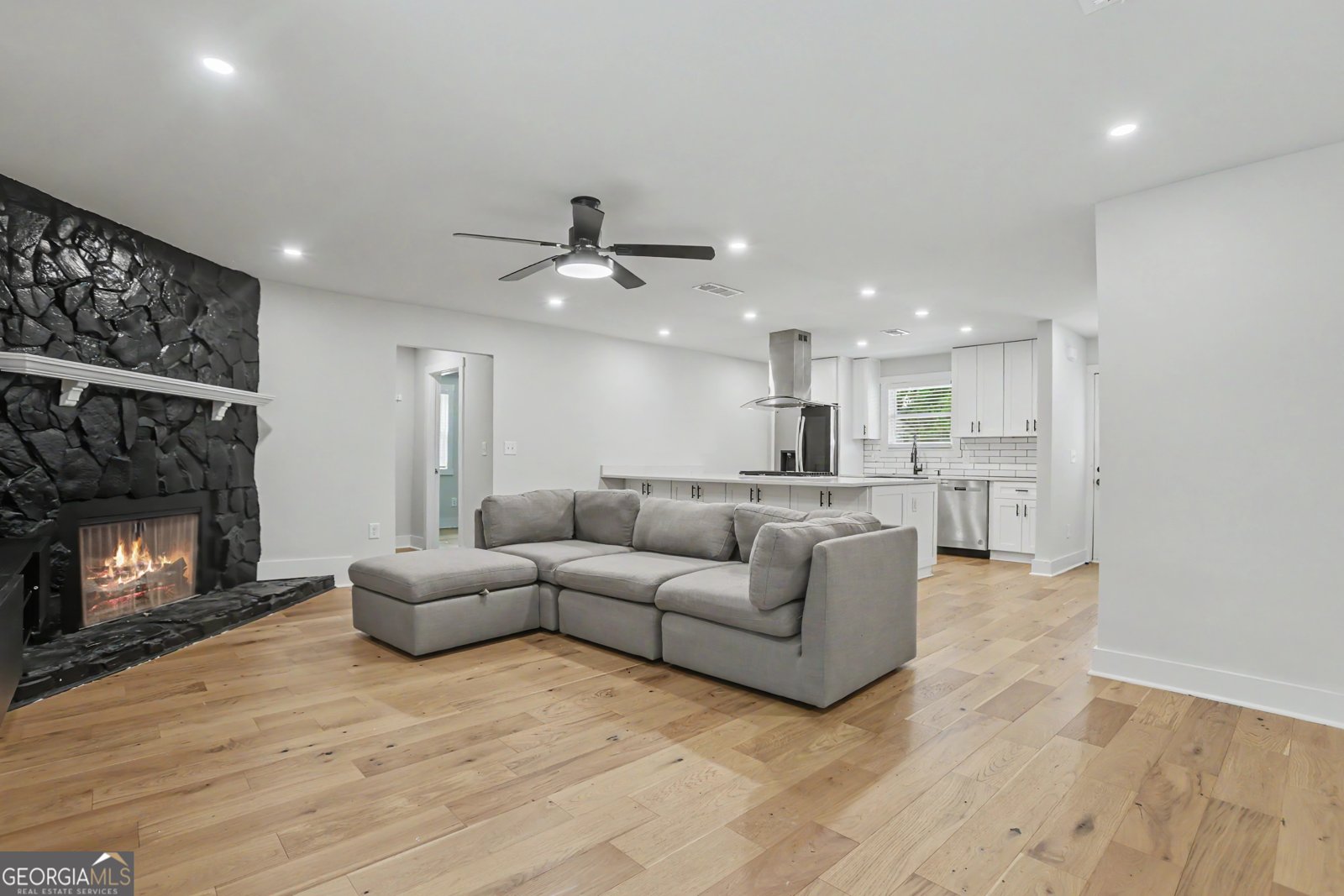 2535 Rhoanoke Drive Duluth - Photo 11