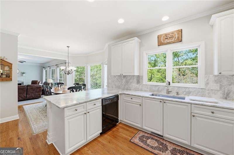 404 Laurel Park Woodstock - Photo 38